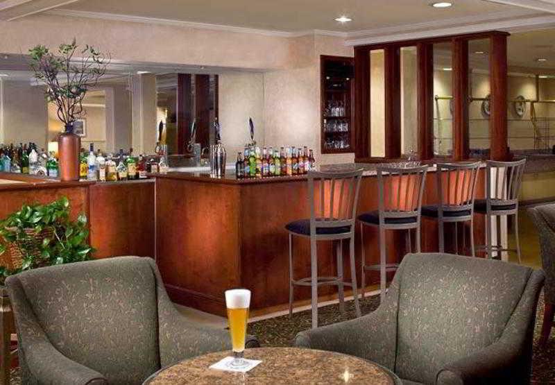 Courtyard By Marriott Covington / Mandeville Restaurant photo